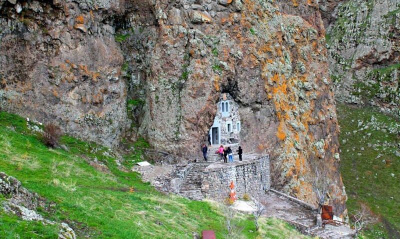 Yerevan: Tsaghkevank Monastery & Mughni Church Private Tour - The Mughni St. Gevorg Church: An Ancient Religious Site