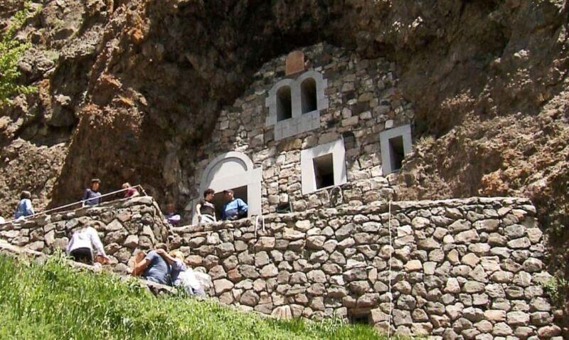 Yerevan: Tsaghkevank Monastery & Mughni Church Private Tour - Practical Tips for Visiting the Monasteries