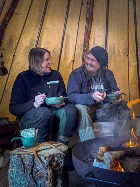 Ylläs: Private forest brunch with local ingredients - The Sámi Tent: Atmosphere and Setting