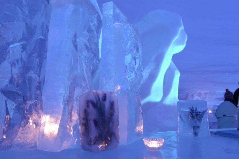 Ylläs: Snowmobile Tour to Arctic Snow Village & Snack - Key Points