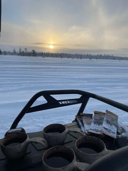 Ylläs: Snowmobile trip in a forest with a family company - Key Points