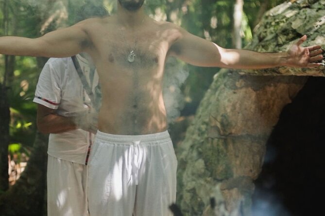 Yoga and Meditation DEtox Retreat - The Role of Guides and Facilitators