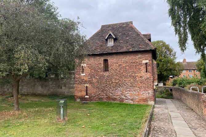 York City Medieval Walls Private Walking Tour - Logistics and Meeting Arrangements