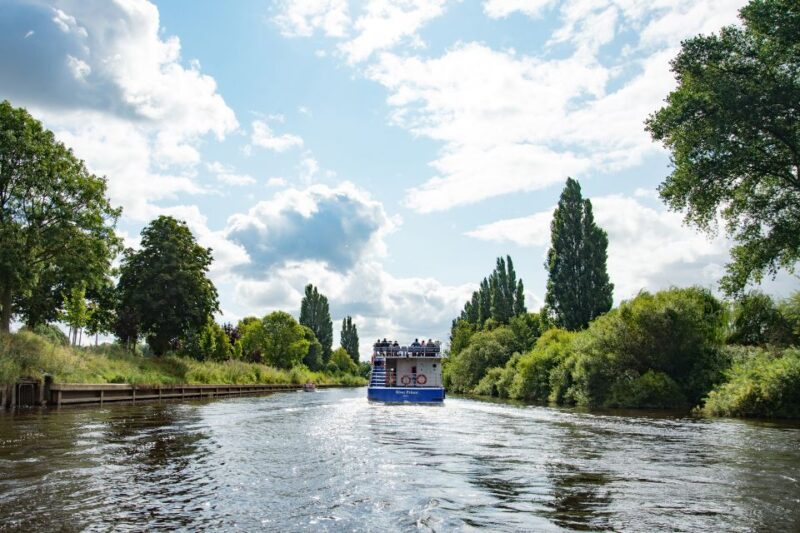 York: Daytime Sightseeing Boat Cruise with Live Commentary - Accessibility and Weather Considerations