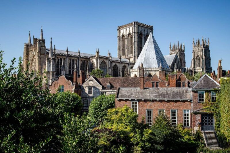 York: Guided Photography Walking Tour - Key Points