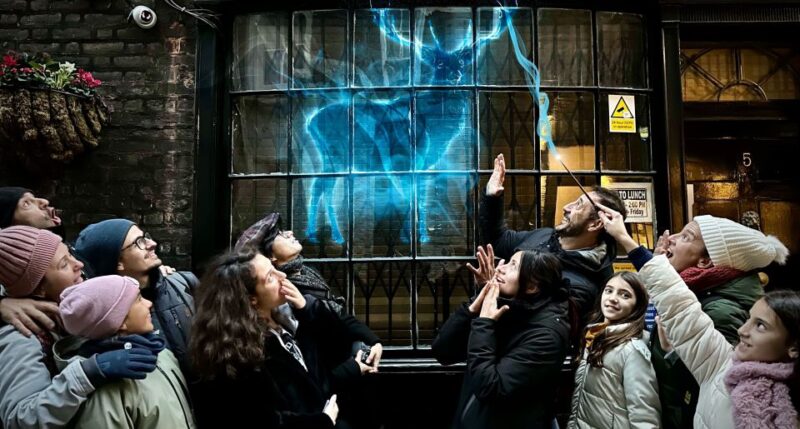 York: Harry Potter Guided Walking Tour - Engaging Quizzes and Costumed Re-enactments