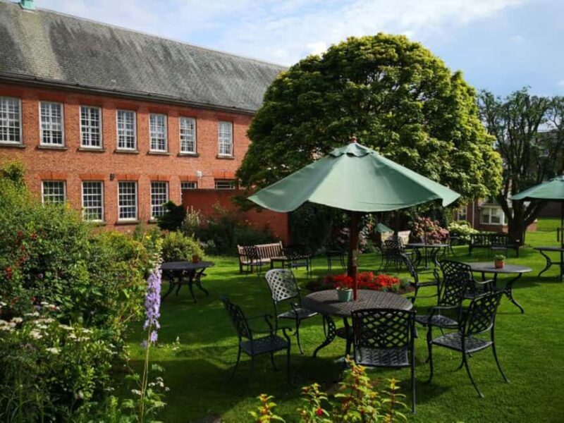 York: Visit York Pass with 30+ Attractions & Hop On Hop off - Key Points