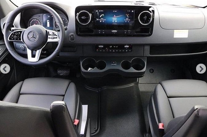 Your Island Welcome: Private KOA Airport Transfers - What’s Included and What You Should Keep in Mind