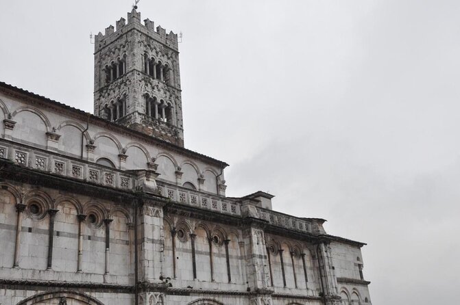 Your Lucca Walking Tour English OR Italian - Discover Lucca with an Engaging Guided Walking Tour