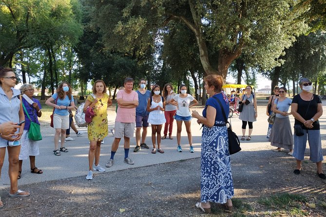 Your Lucca Walking Tour English OR Italian - Central Meeting Point at Piazza San Michele