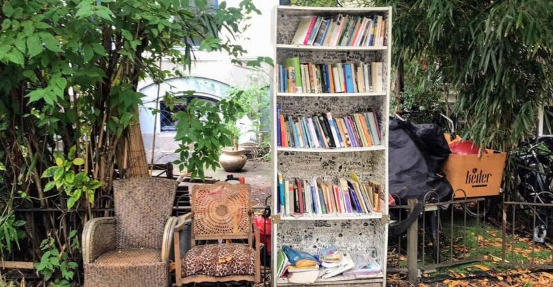 Your Own Amsterdam. Jordaan: The Atmosphere of Old Holland - Exploring the Neighborhood from the Centraal Station