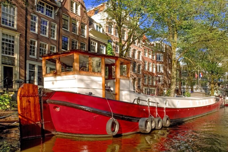 Your Own Amsterdam. Jordaan: The Atmosphere of Old Holland - A Neighborhood Tour With a Personal Touch in Jordaan