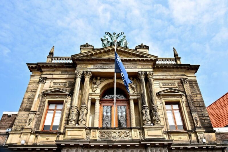 Your Own Holland. Haarlem: A Tour Around Unusual Places - Practical Details and Meeting Arrangements