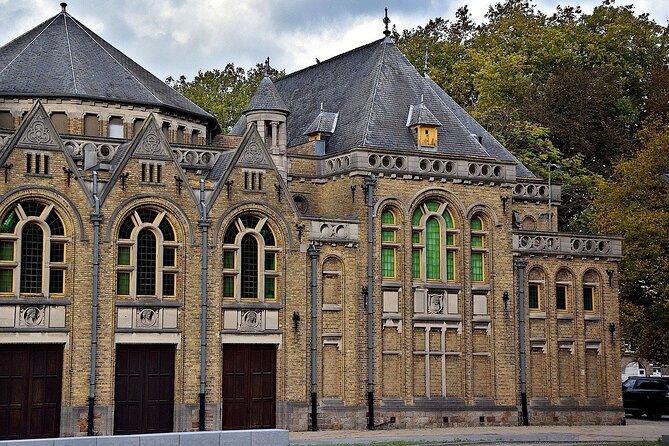 Ypres Remembrance Day Filled With War History and Memorials - Key Points