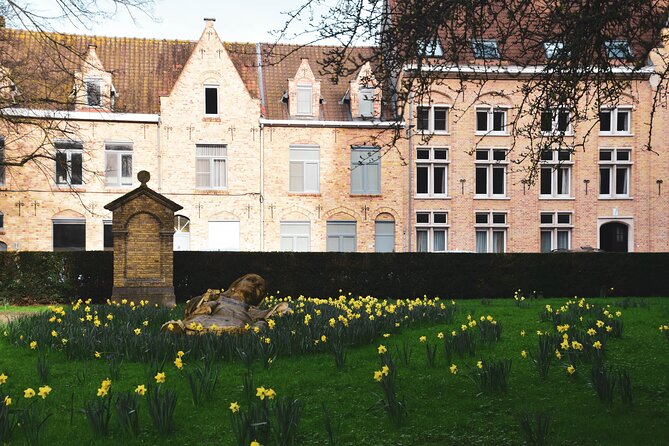 Ypres Remembrance Day Filled With War History and Memorials - Chocolate Tasting in Ypres Center