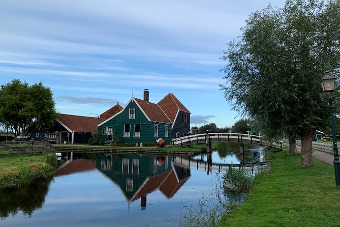 Zaanse Schans and Giethoorn Small-Group Tour with Hotel Pick-Up - Benefits and Limitations of the Tour