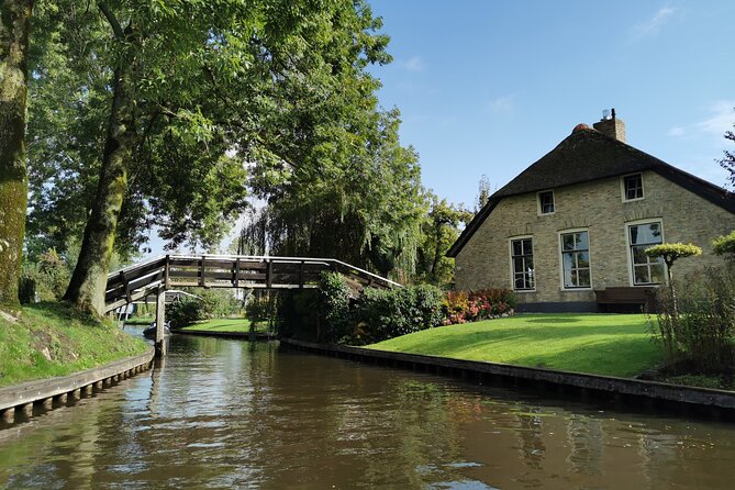 Zaanse Schans and Giethoorn Unique Day Trip with Boat Cruise - Discovering Diamond Artistry at Royal Diamonds Amsterdam