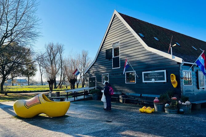 Zaanse Schans and Giethoorn Unique Day Trip with Boat Cruise - Optional Boat Driving and Additional Time