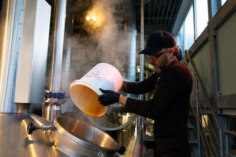 Zaanse Schans: Brewery HOOP Tour and Tasting - Tasting Four Signature Craft Beers at Brouwerij HOOP