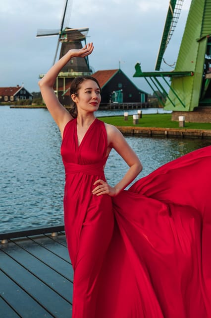 Zaanse Schans: Photoshoot Near Amsterdam with Windmills - Practical Details: Meeting Point, Duration, and Accessibility
