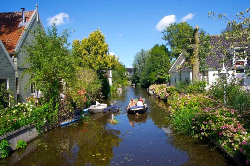 Zaanse Schans Tour & Boat Ride, Volendam, Broek in Waterland - Explore Holland’s Iconic Windmills and Historic Towns in a Private 8-Hour Tour