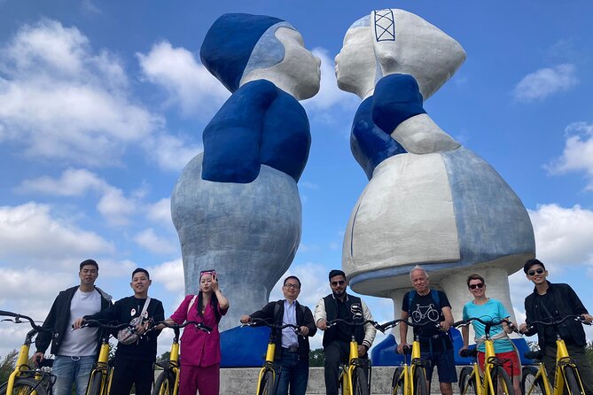 Zaanse Schans Windmills E-bike Day Trip from Amsterdam - The Heart of Zaanse Schans: Windmills, Clogs, and Cheese