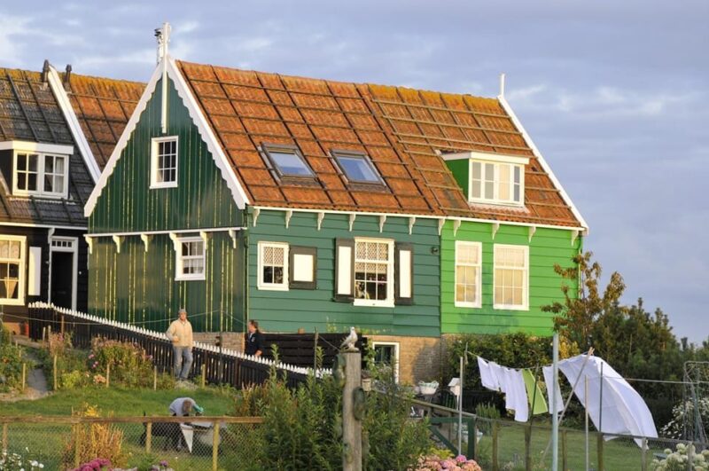 Zaanse Schans Windmills, Volendam, and Marken Day Trip - Explore Dutch Countryside on an 8-Hour Day Trip from Amsterdam