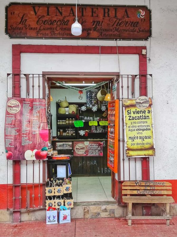 Zacatlán Guided Walking Tour of the Center - Visiting the Iconic Vitro Murals in Callejón del Hueso