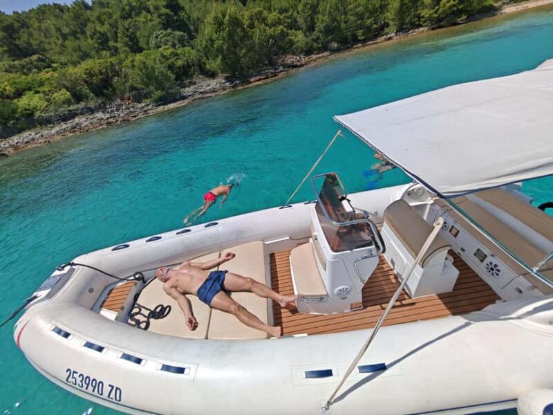 Zadar: Boat Tour with Snorkeling Gear and Drinks - The Skippers: Storytellers and Safety Experts
