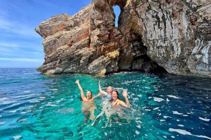 Zadar: Dugi Otok Island Discovery Day Trip with Snorkeling - Physical Requirements and Accessibility