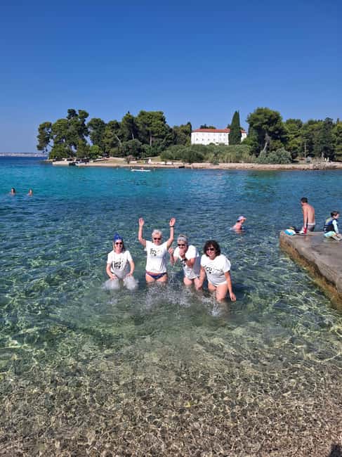Zadar halfday 3 islands with diving, drinks and fresh fruit - The Role of the Guide and Tour Experience