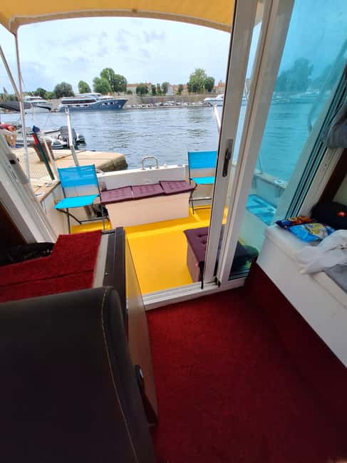 Zadar: Islands & Lagoons Tour with Drinks and ECO fruits... - Organic Fruits, Drinks, and a Relaxed Atmosphere