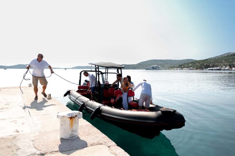 Zadar: Kornati Islands Private Boat Tour - Logistics and Group Experience