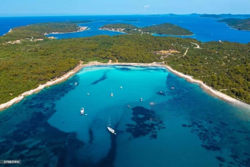 Zadar Luxury Group or Private Speedboat Tour - Options for Exploring the Kornati and Telaica National Parks