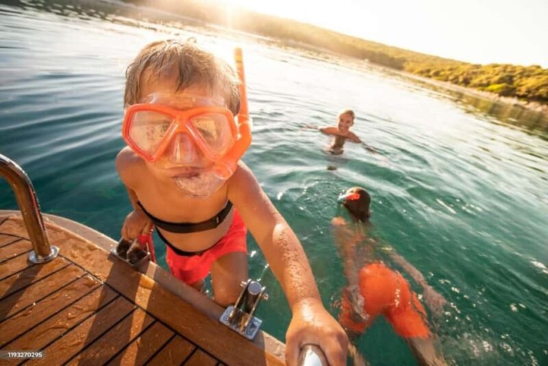 Zadar Luxury Group or Private Speedboat Tour - Sakarun Beach and Snorkeling over a Sunken Shipwreck