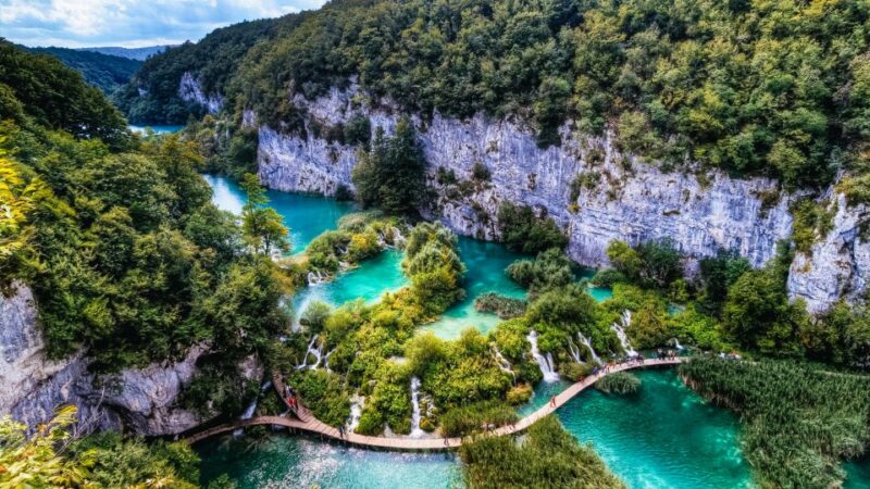 Zadar: Plitvice Lakes with Boat Ride and Zadar Old Town Tour - Discovering the Wonders of Plitvice Lakes