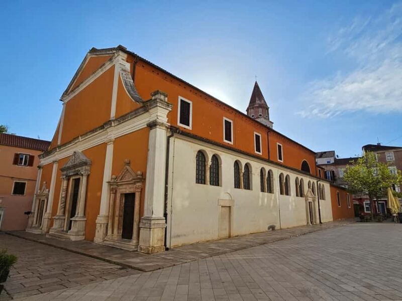 Zadar: Private walking tour through history and modern time - The Marvel of Saint Donat and Saint Anastasia