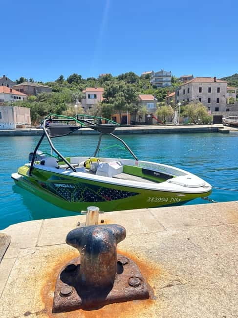Zadar: Relaxing island getaway by speedboat with wine& fruit - Exploring the Most Beautiful Bays in the Zadar Archipelago