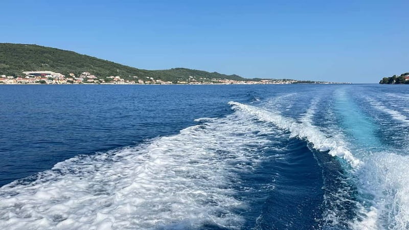 Zadar: Relaxing island getaway by speedboat with wine& fruit - The Role of the Skipper: Friendly, Knowledgeable, and Attentive