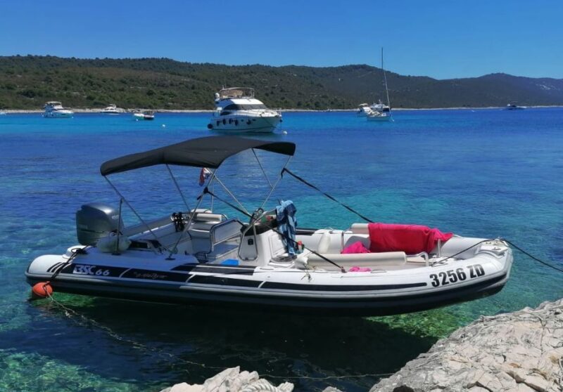 Zadar: Sakarun Bay, Golubinka Cave & Veli al Speedboat Tour - Discovering Veli al Beach’s Turquoise Waters