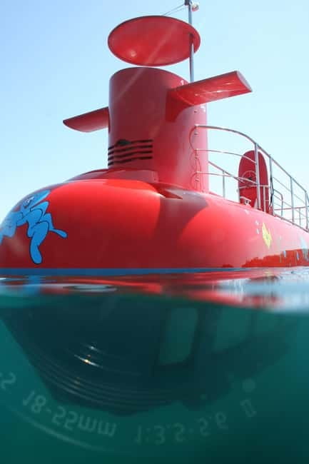 Zadar: Submarine Nemo & SpongeBob - Discover Zadars Unique Underwater Adventure on a Red Submarine