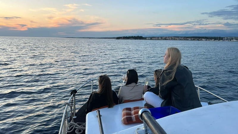 Zadar: Sunset boat tour with champagne - Comparing This Tour to Similar Zadar Sunset Experiences