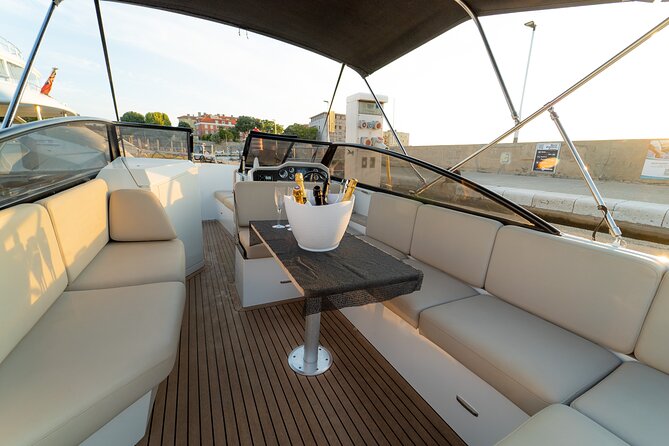 Zadar: Sunset & Nighttime Cruise with unlimited Sparkling Wine - Unwind with Unlimited Sparkling Wine and Expert Guidance