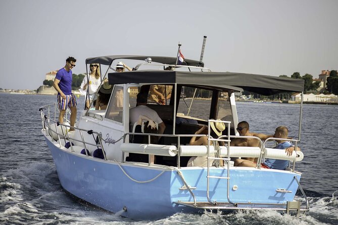 Zadar : Traditional Boat Half Day Island Hopping - Wine Tasting and Canapés in Kali Village