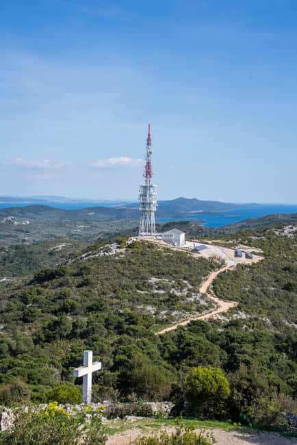 Zadar: Ugljan and Paman Islands tour with pro photographer - Discovering Villages, Olive Groves, and Quiet Beaches