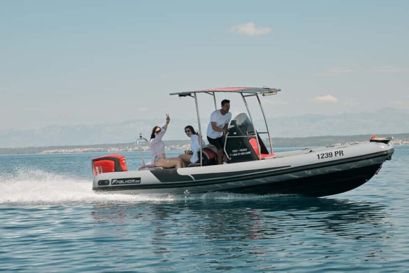 Zadar:Speedboat Tour Thrill Ride with Snorkeling on 3 island - Logistics and Comfort on the Speedboat