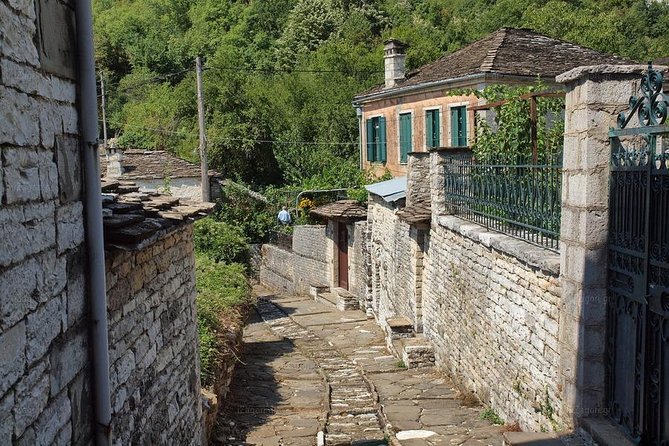 Zagori Villages tour (3 days) - Discovering the Charm of Vradeto and the Vradeto Steps