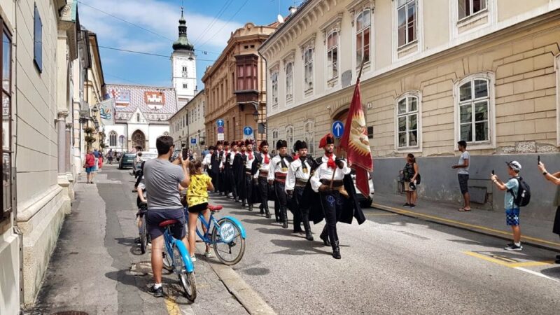 Zagreb: 2.5-Hour Highlights Bike Tour - Discover the Well of Life and Green Horseshoe