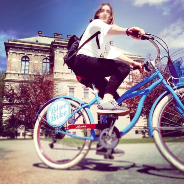 Zagreb: 2.5-Hour Highlights Bike Tour - Flexible Booking and Cancellation Policy