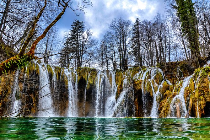 Zagreb airport or Zagreb to Split via Plitvice lakes for singles or couples - Who Will Appreciate This Tour Most